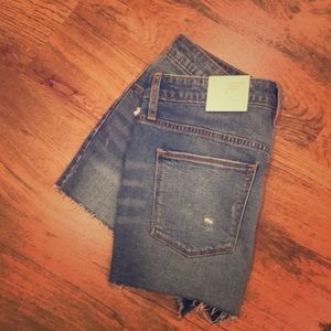 Universal Thread Sz. 8 Shortie Shorts